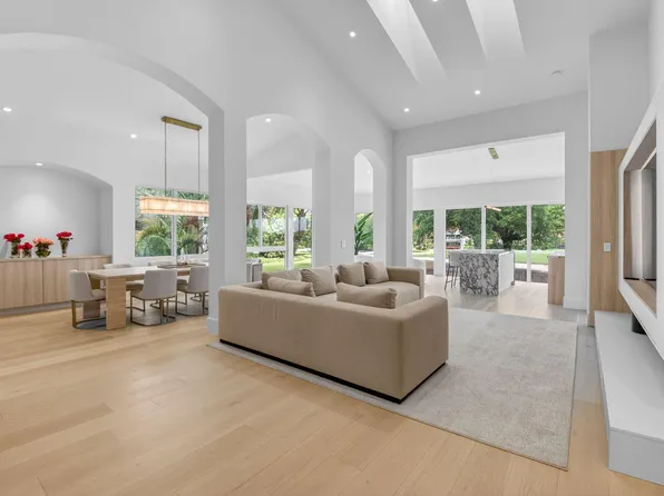 5846 NW 24th Avenue #202, Boca Raton, FL 33496