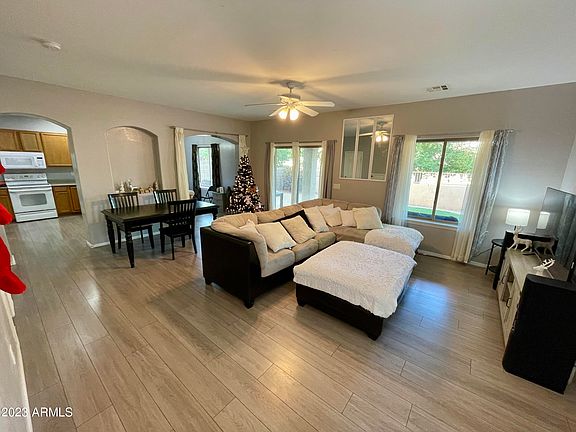 2nd image of 6626 W LAUREL Avenue