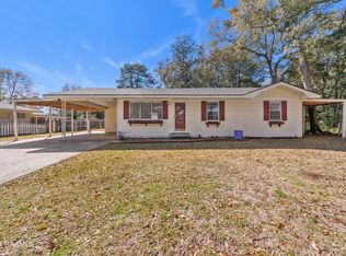 305 Belle Dame Dr, Lafayette, LA 70506