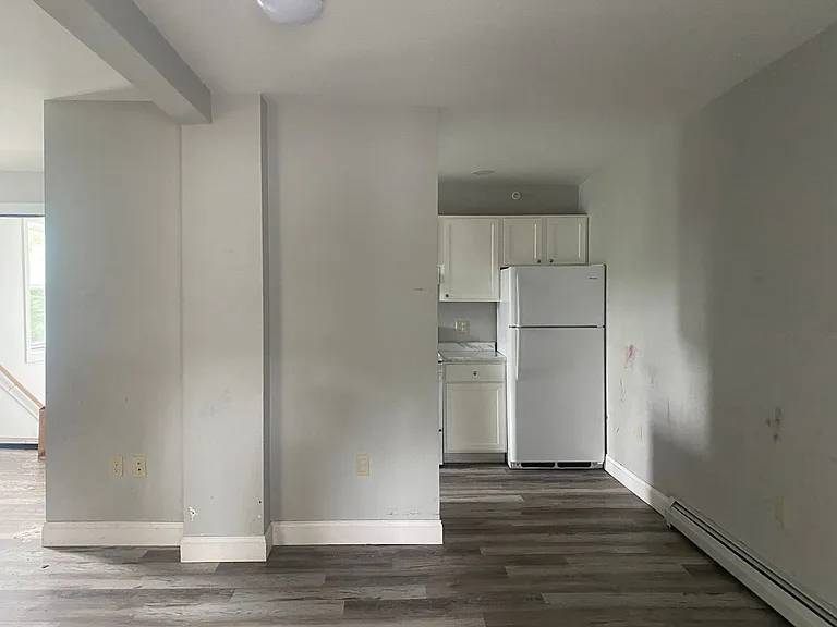 45-47 Ascutney — Photo 2