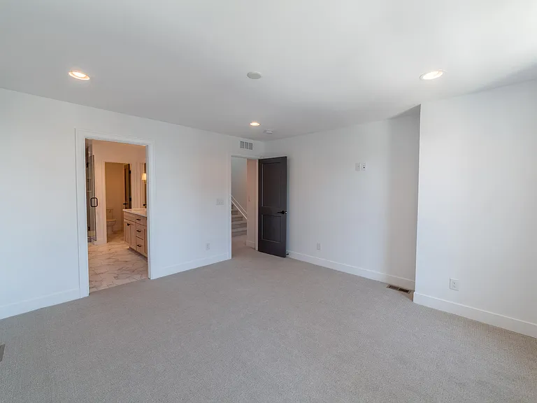 2317 Stout St — Photo 24