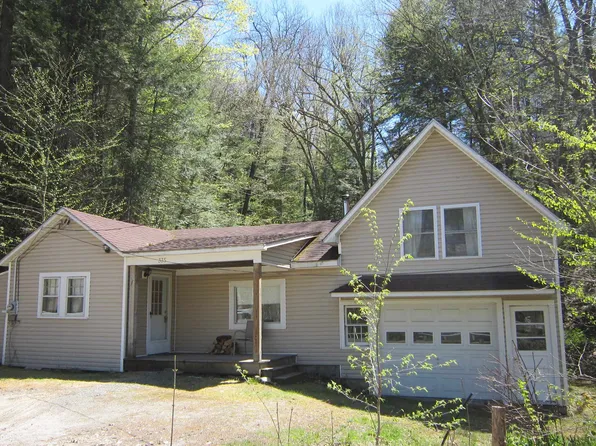335 Depot Road, Newfane, VT 05345