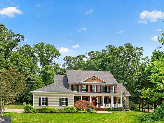 2nd image of 15271 Ridge Hunt Dr