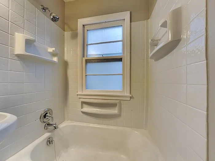 2090 Hillview Rd — Photo 9
