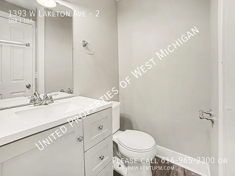 1393 W Laketon Ave #2 — Photo 6