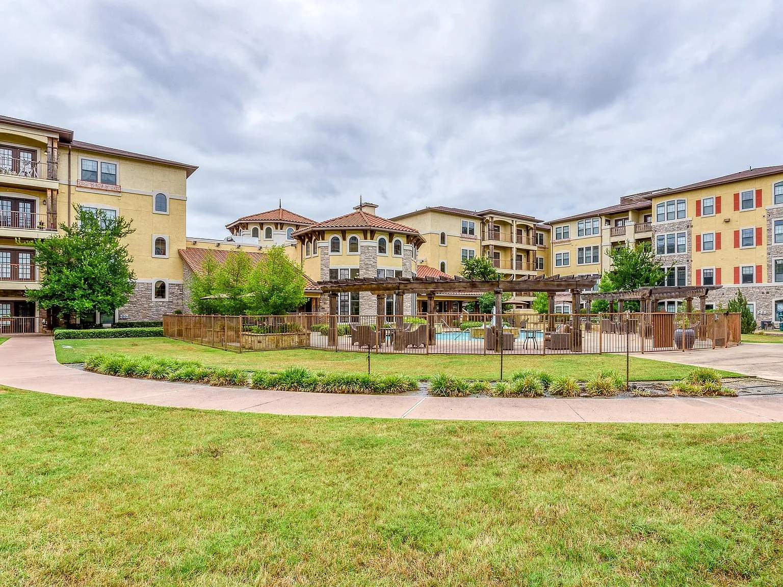 Aventine at Kessler Park — Photo 3