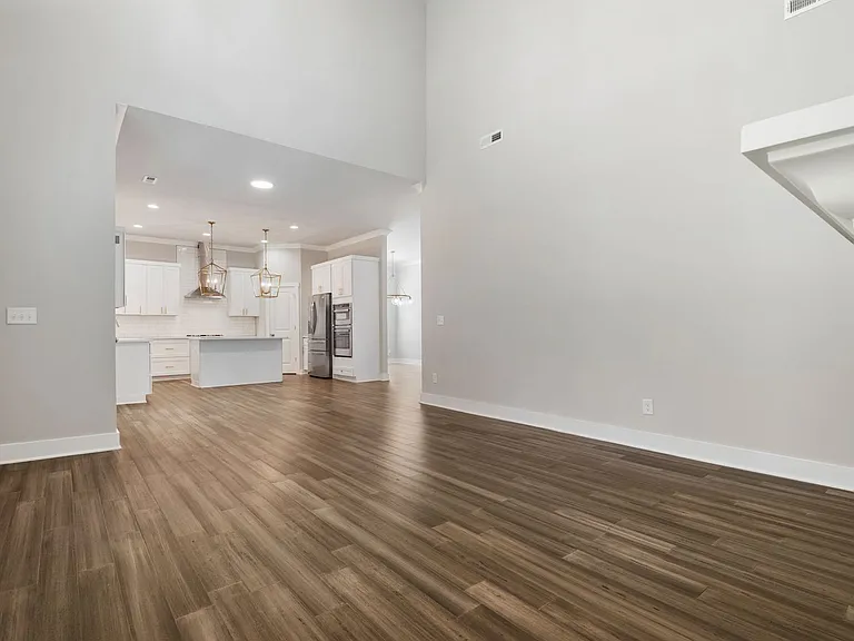 500 Kings Lake Way — Photo 11