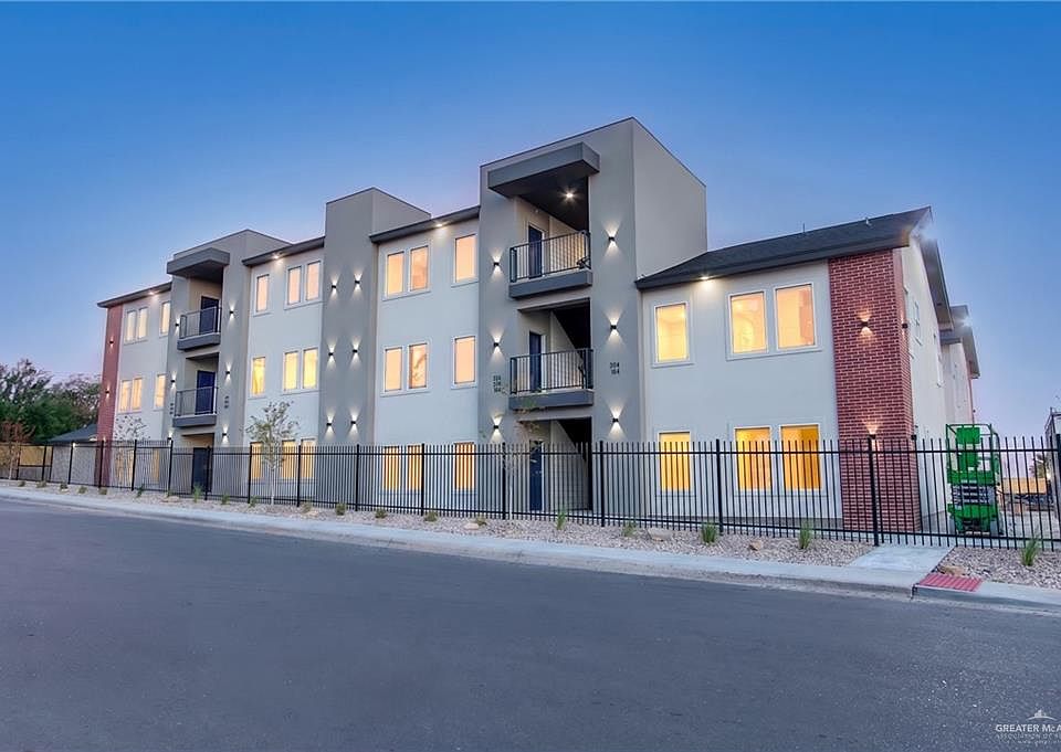 1st image of 3502 S Urbahn Ave