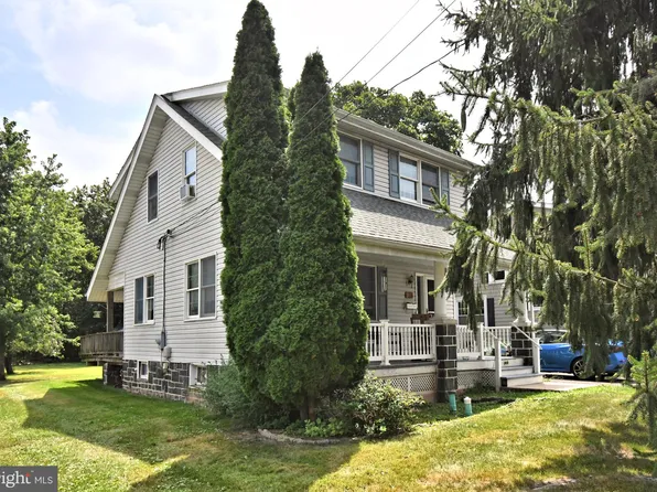 360 W Vine St, Hatfield, PA 19440
