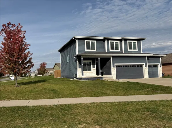 555 NE Bowman Dr, Waukee, IA 50263