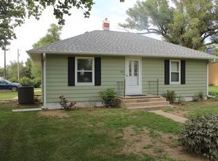 815 E Oliver St, Hastings, NE 68901