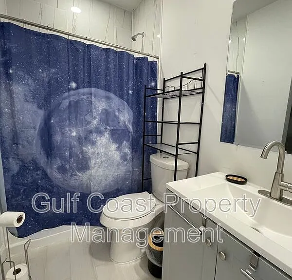 681 Windermere Dr — Photo 21