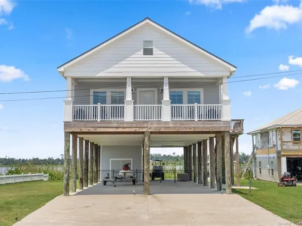 4 River Rd, Lake Charles, LA 70601