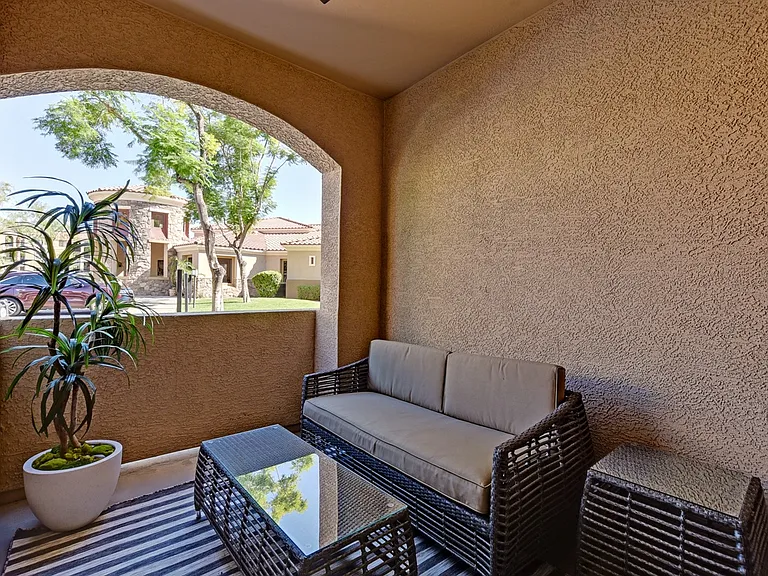 Desert Club — Photo 14