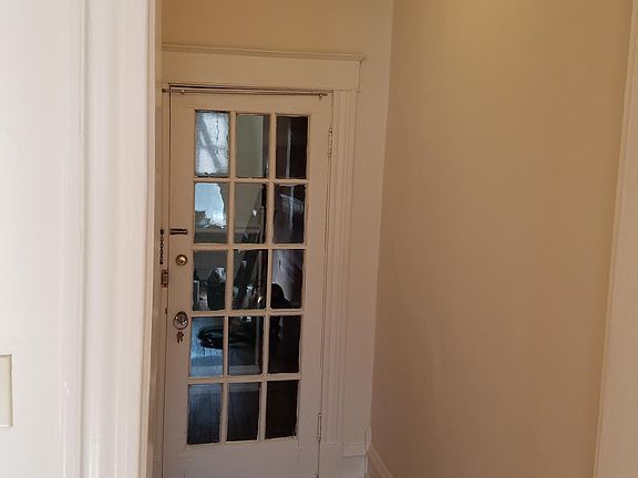 2nd image of 7 N Boulevard APT 3