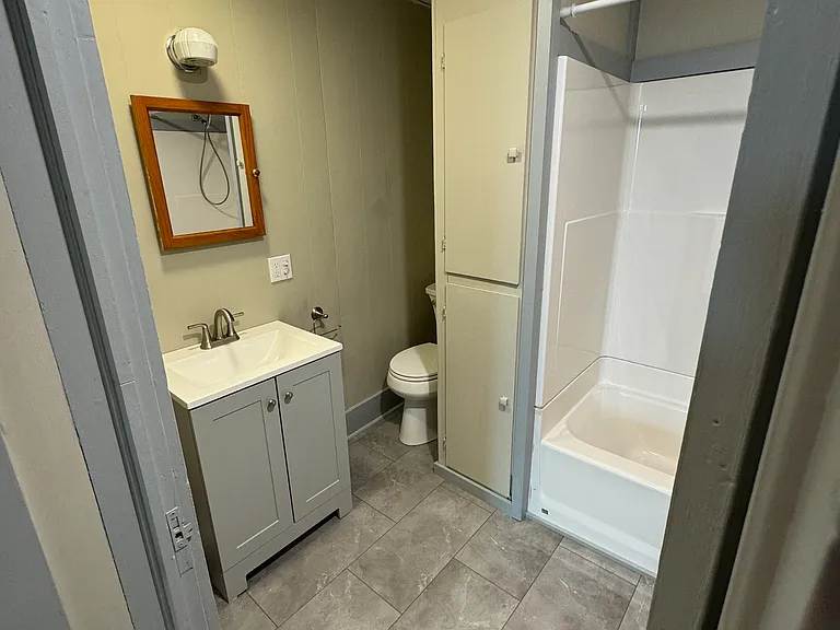 303 N Main St — Photo 18