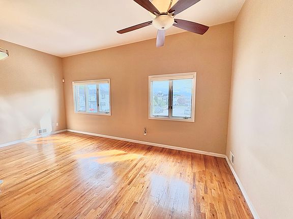 5th image of 20 Lundi Ct Floor 2