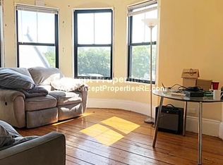 1510 Tremont St #2B, Boston, MA 02120