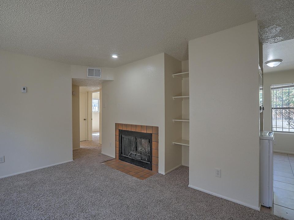 1st image of 916 Alcazar St NE #A