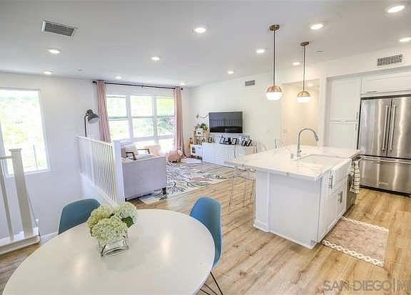 4th image of 2778 Via Alta Pl #2778