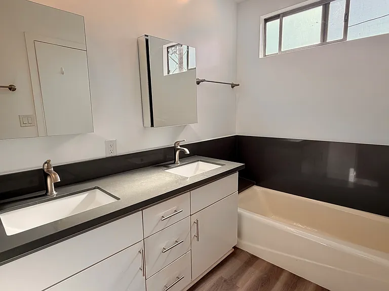 244 N Almont Dr #4B — Photo 11