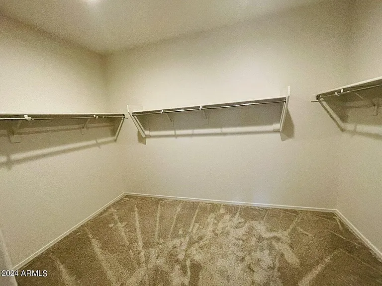 43691 W Yucca Ln — Photo 17