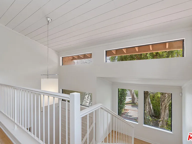 23454 Park Hermosa — Photo 16