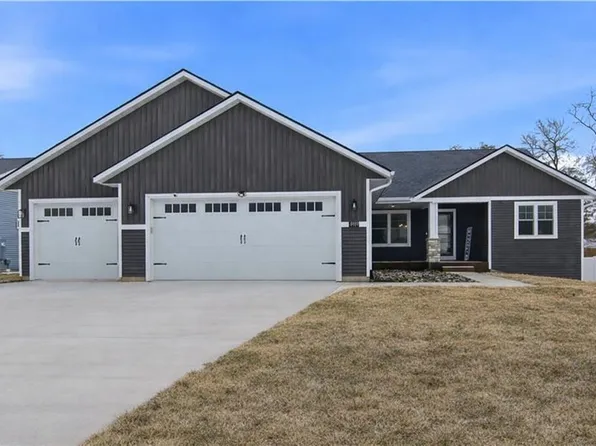 4919 Woodlands Drive, Eau Claire, WI 54703