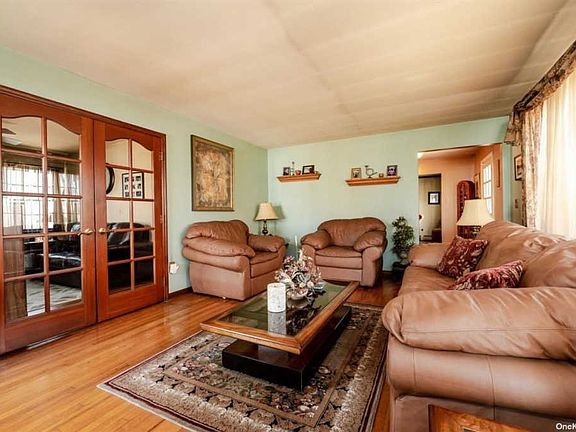 4th image of 404 Owasco Dr