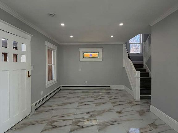 4th image of 1549 Morris Pl #1