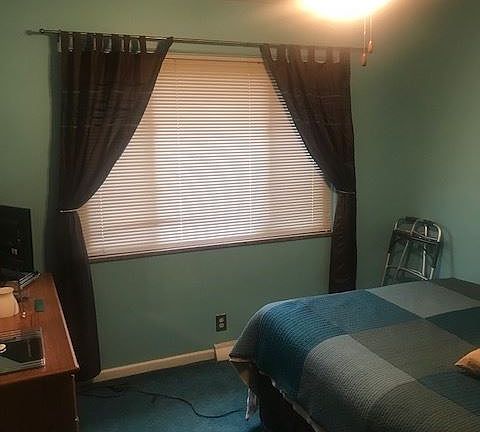 3rd image of 4415 Chatham Pl