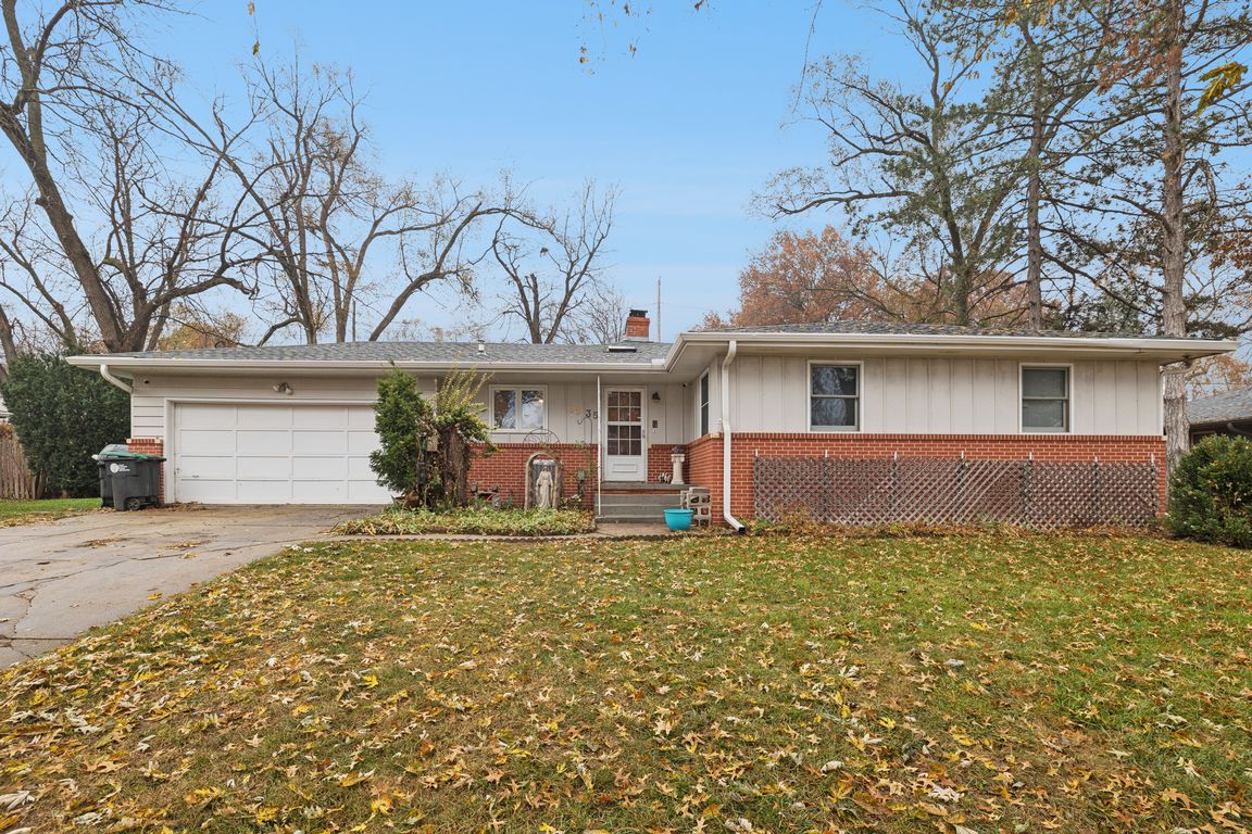 7586 - 4635 N 78th Ave_001.jpg