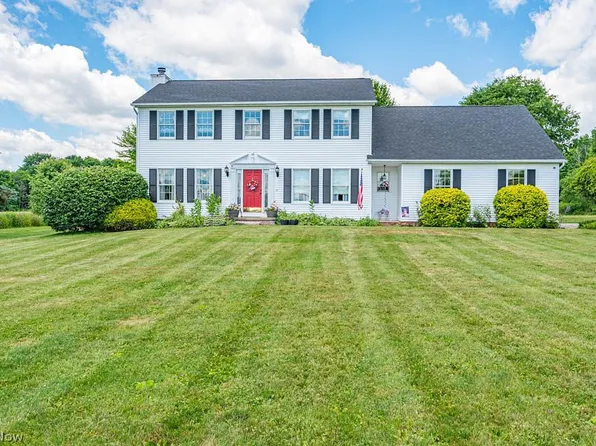 11800 Detwiler Rd, Columbiana, OH 44408