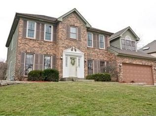 875 Maryknoll Cir, Glen Ellyn, IL 60137