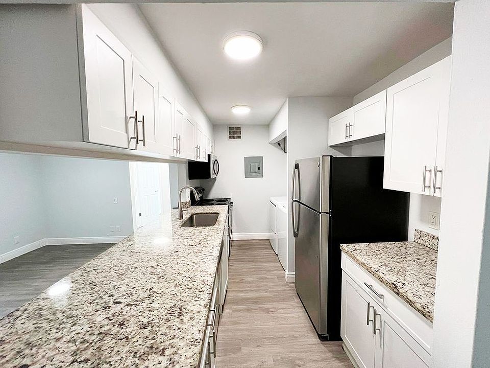 1st image of 4417 Treehouse Ln APT 22A