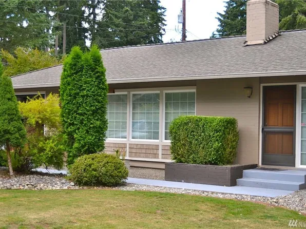 15204 SE 20th St, Bellevue, WA 98007