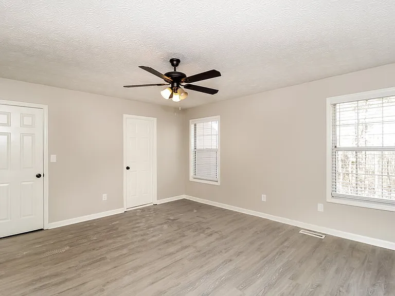 6218 Emerald Springs Dr SE — Photo 11