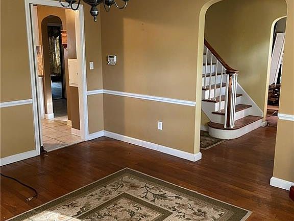 5th image of 20 Curtis Dr