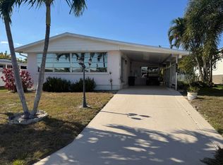 7123 SE Redbird Cir, Hobe Sound, FL 33455