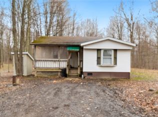 3029 Sweet Rd, Conneaut, OH 44030