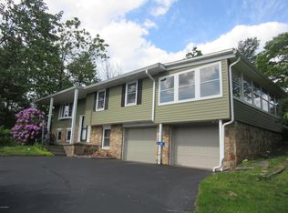 30 Mountain Dr, Lock Haven, PA 17745