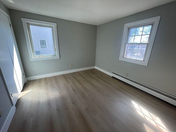 5th image of 15 Kingsley Ct APT 3