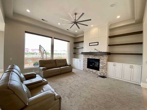 3rd image of 5437 N Northgate Peaks Dr