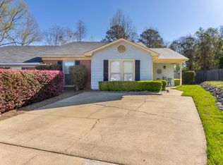 484 Fairchase Ct, Columbus, GA