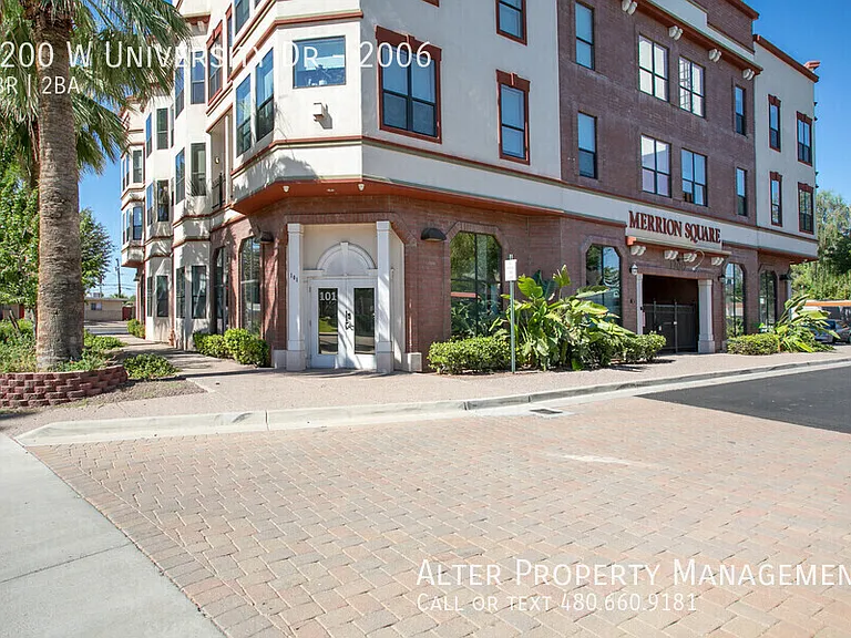 1200 W University Dr #2006 — Photo 1