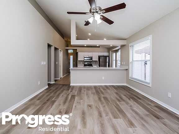 4th image of 13412 Sunvale Pl