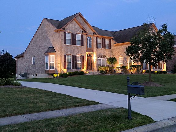 3rd image of 175 Summerford Pl