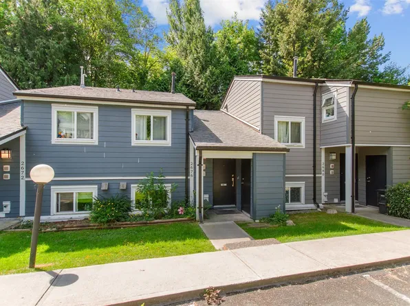 2676 Tretheway Dr, Burnaby, BC V5B 4R8