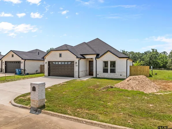 1004 Stone Wall, Mount Pleasant, TX 75455