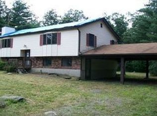 110 Schocopee Ct, Milford, PA 18337